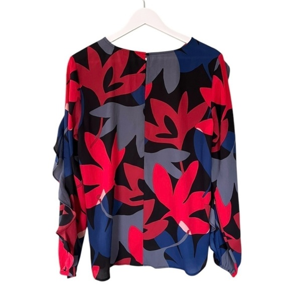 NWT Loft‎ Outlet Women’s Floral Ruffle Sleeve Round Neck Blouse Blue Red Small - Picture 2 of 9